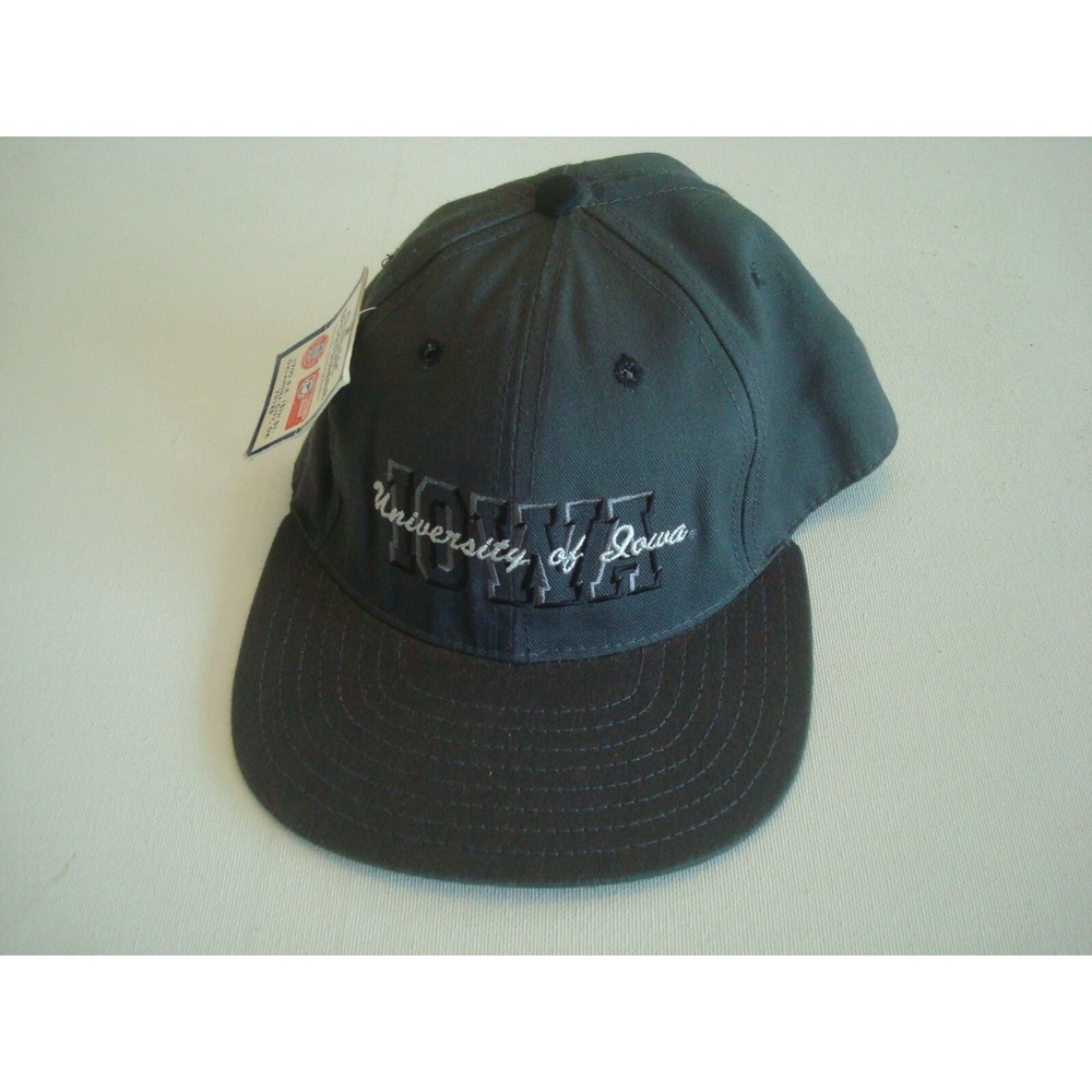 IOWA HAWKEYES 80S USA MADE SCRIPT 90S SNAPBACK GOLF HAT CAP VINTAGE EE3
